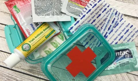 DIY-First-Aid-Kit